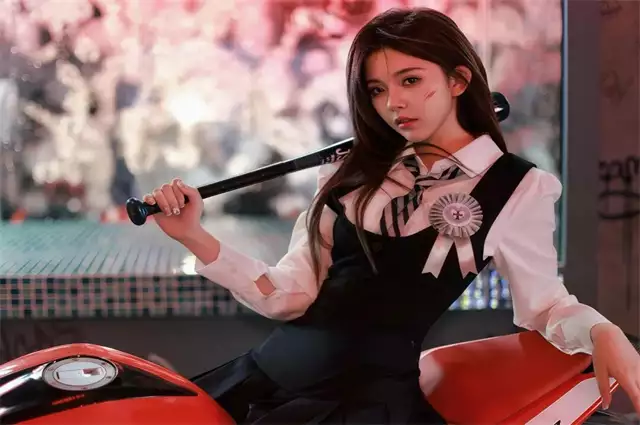 惊掉下巴!豪门阔太离婚真相曝光,这出年度反转大戏你绝对猜不到!-吃瓜