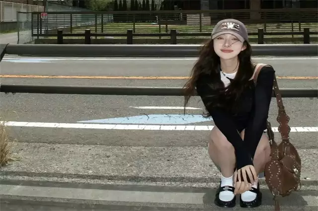 哭笑不得！某女星7段恋情时间线曝光，感情线堪比八点档，QQ吃瓜群热议不停-吃瓜